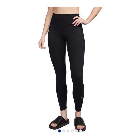 Nike Pants - NWT Nike One Full Length Leggings- Size Small